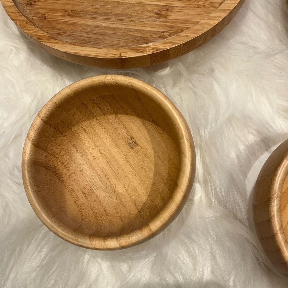 Avanchy Bamboo Suction Plates and Bowls Set - Picture 5 of 8